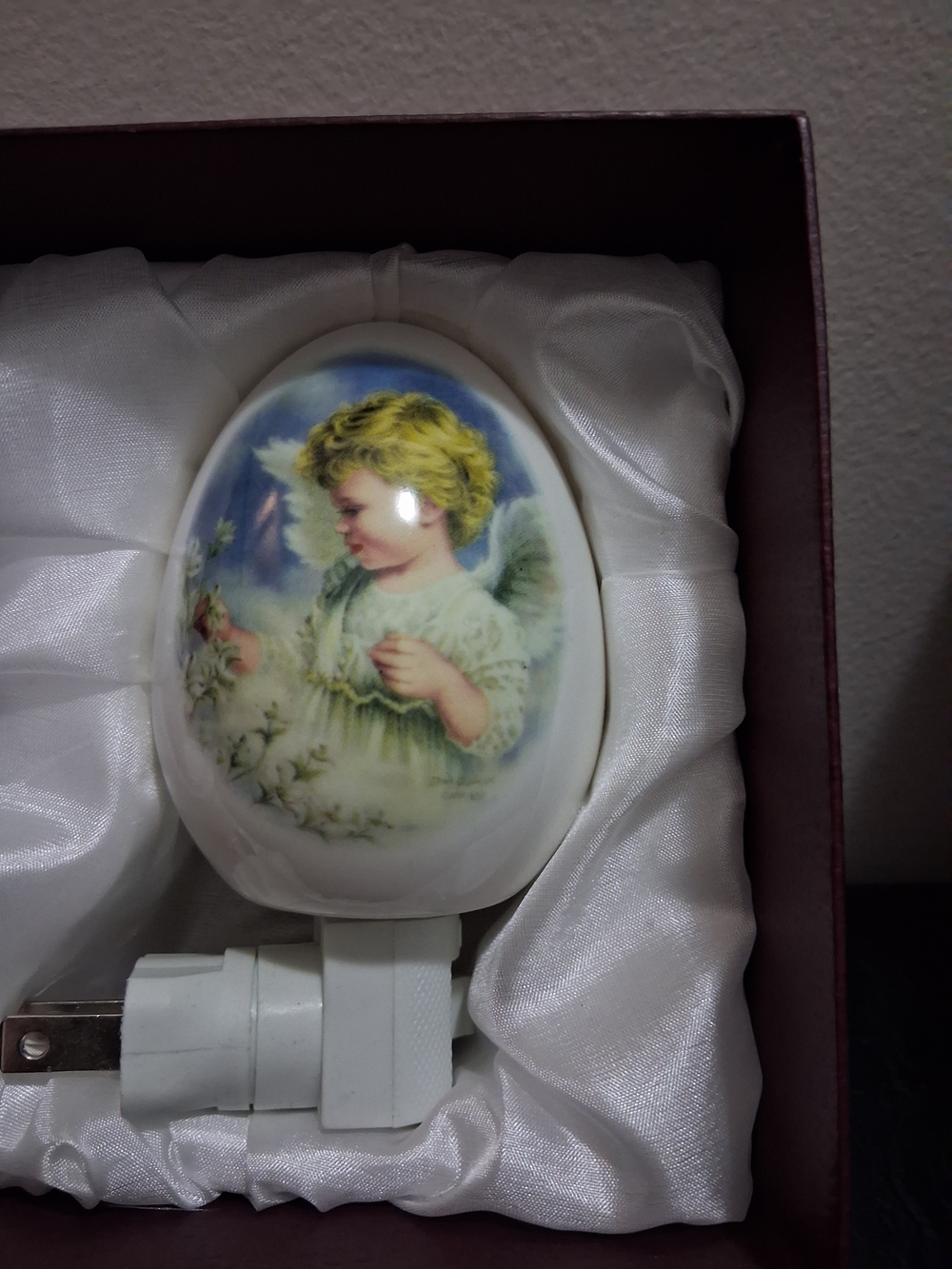 Porcelain Angel Night Light - Floral Illustration